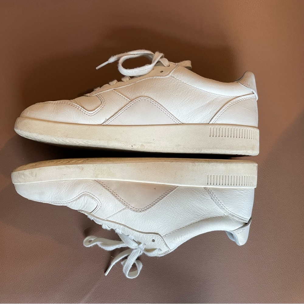 Everlane Sneaker The ReLeather Court Sneaker Off White Women's Size 8.5